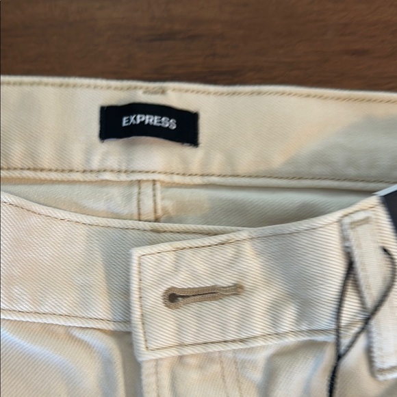 NWT Express Cream Mid Rise Flare Jeans - Picture 3 of 7